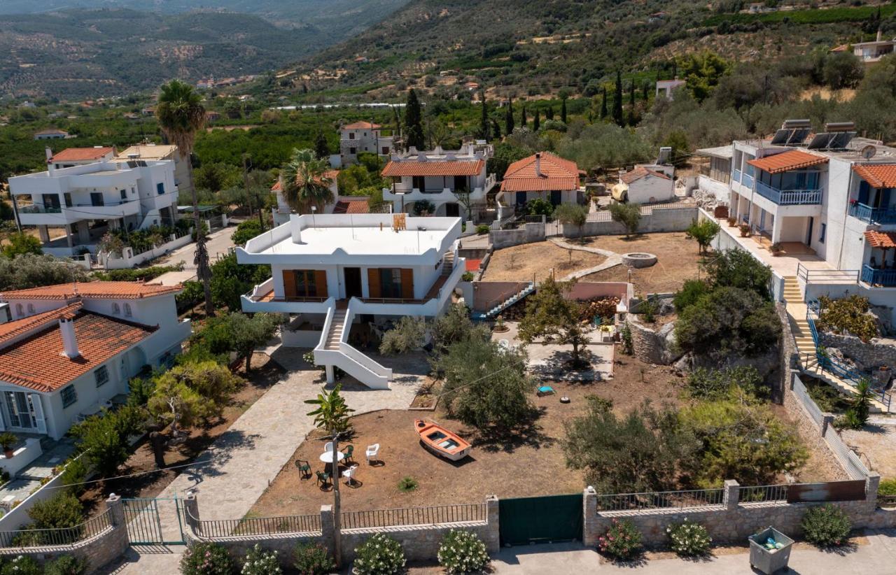 Villa In Kalloni Direkt Am Meer, Tolle Aussicht Kalloni (Peloponnese) Exterior foto